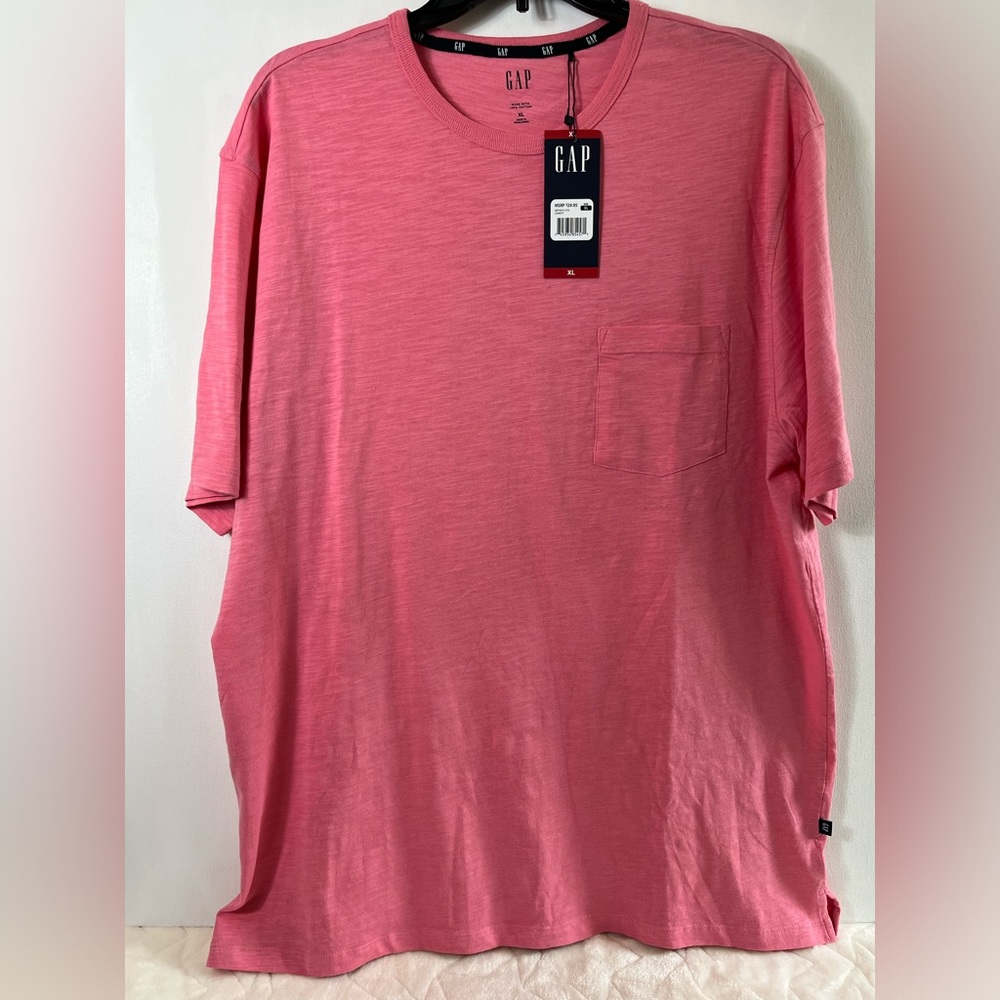 Gap Men’s Pink T-Shirt Size XL New With Tags Crew Neck